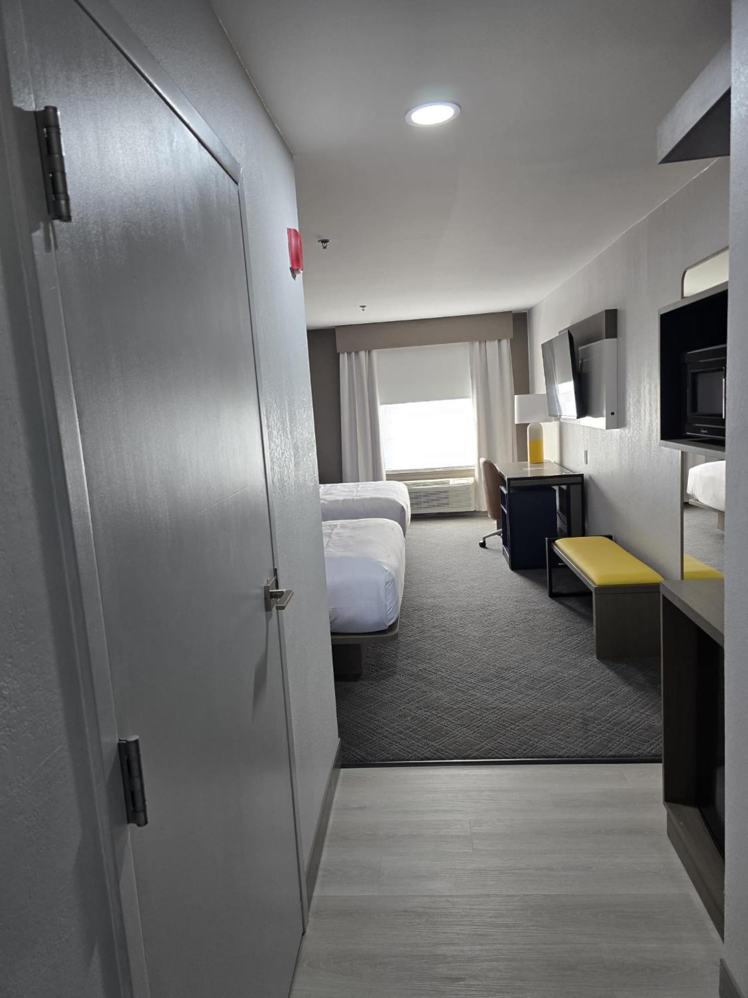 Comfort Inn & Suites Prince George - Fort Gregg Buitenkant foto